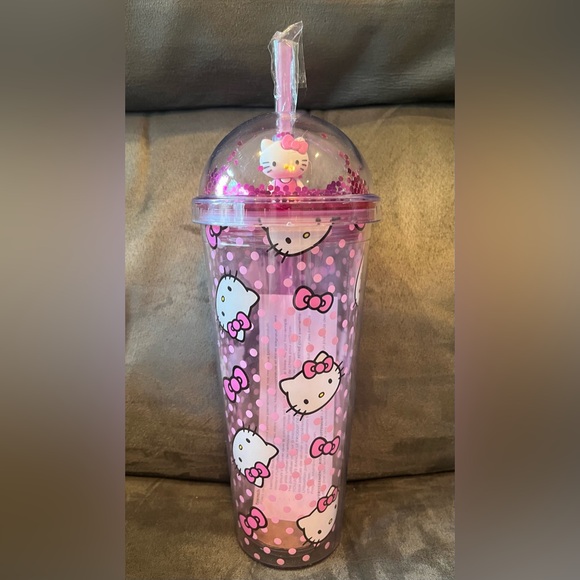 Hello Kitty 24oz Tumbler w/Straw, New - Picture 1 of 5